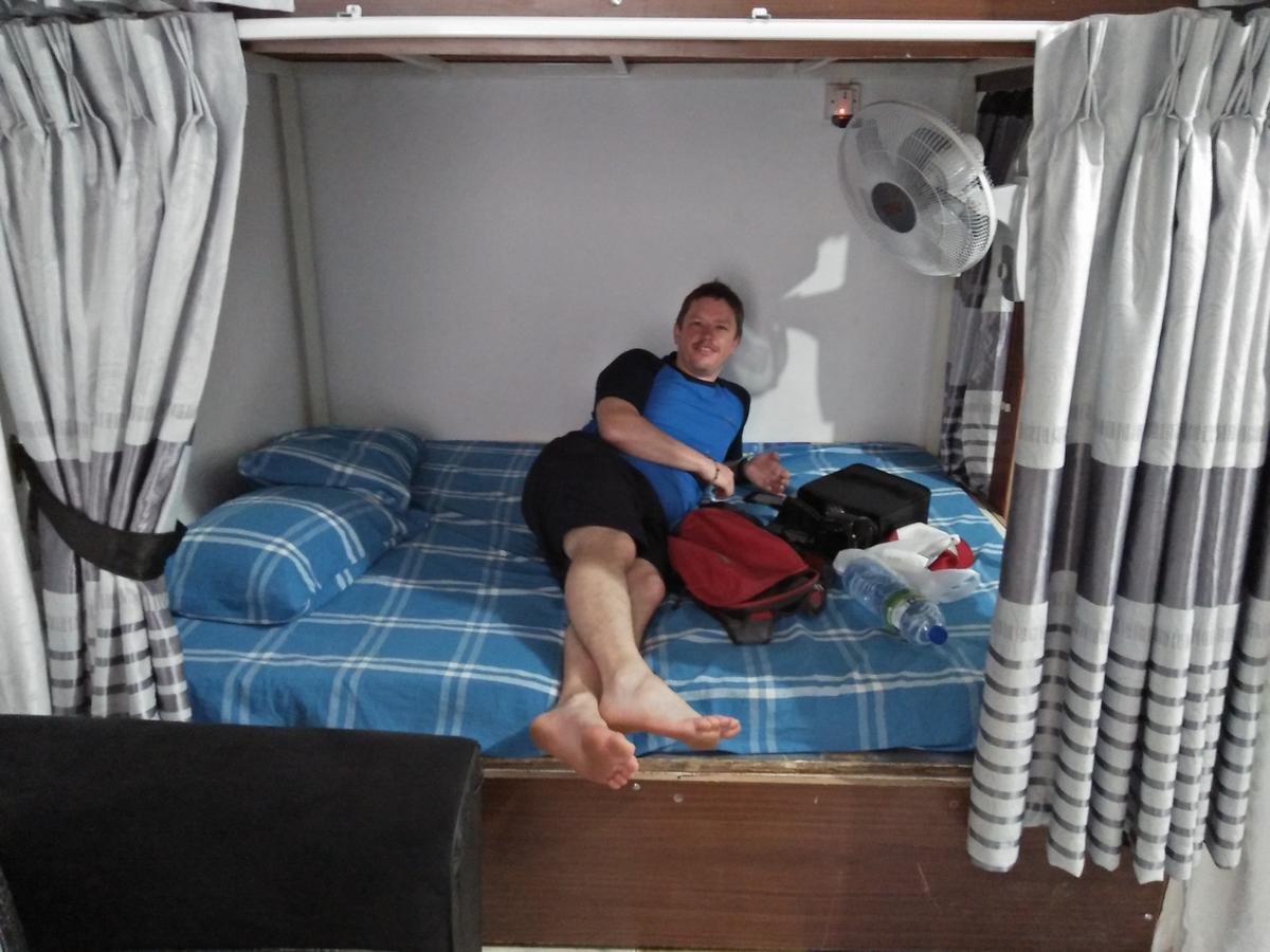 Kingfisher Hostel อนุราธปุระ ภายนอก รูปภาพ